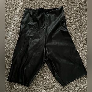 Commando leather biker